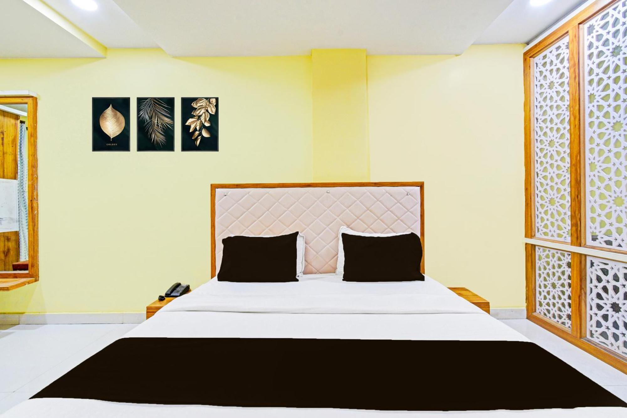 Super Townhouse Mancherial Mancherāl المظهر الخارجي الصورة