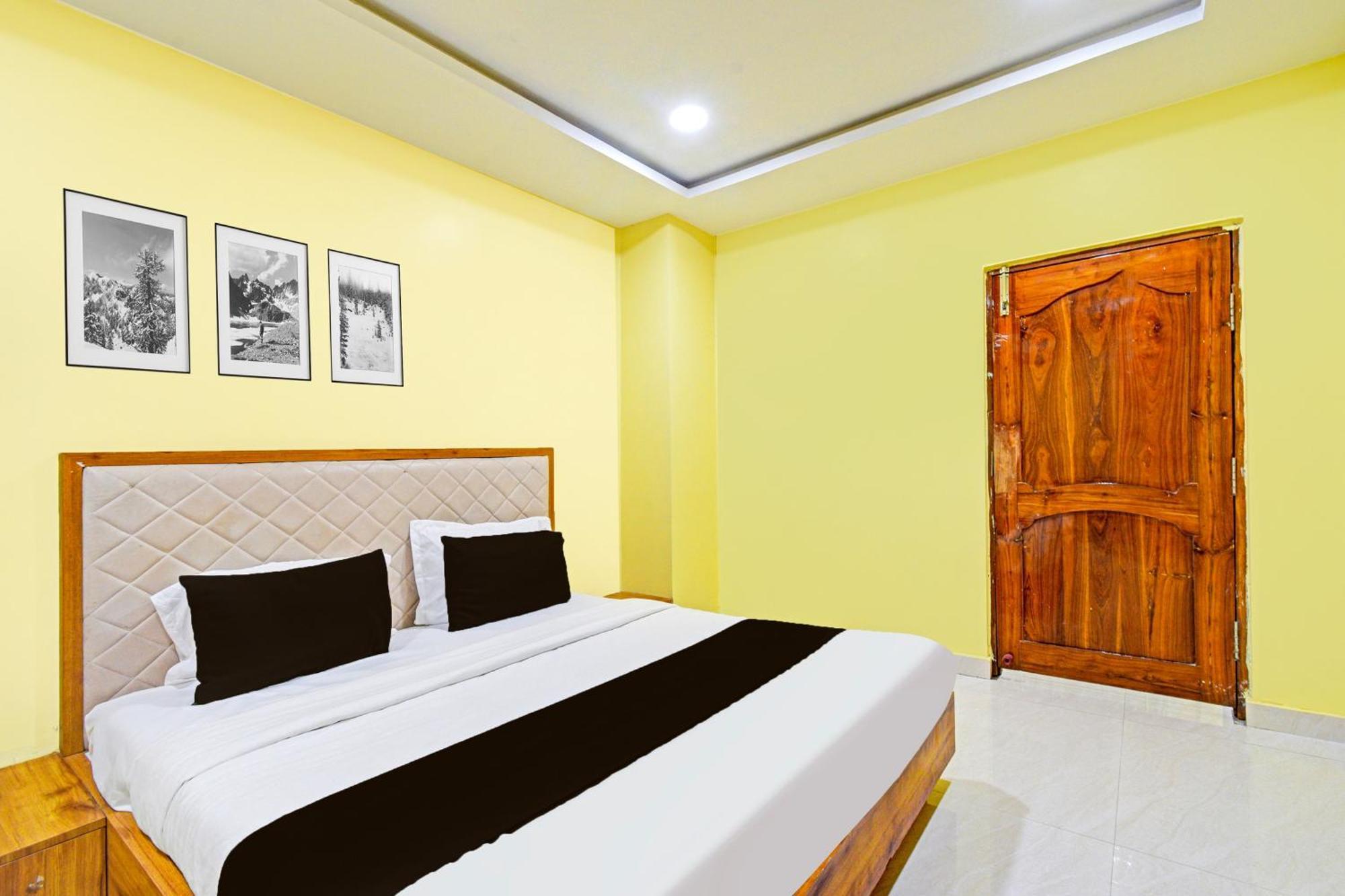 Super Townhouse Mancherial Mancherāl المظهر الخارجي الصورة
