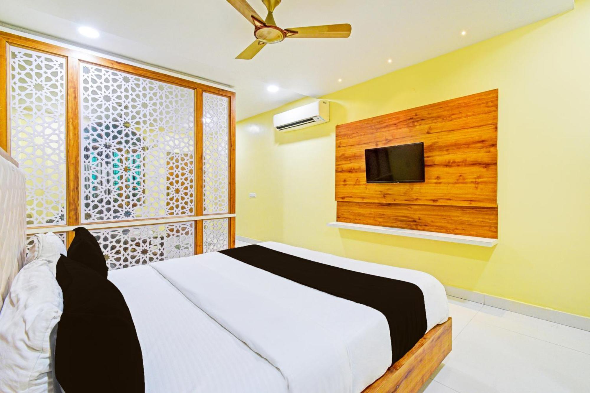 Super Townhouse Mancherial Mancherāl المظهر الخارجي الصورة